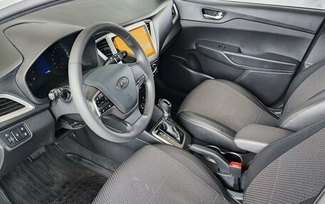 Hyundai Solaris II рестайлинг, 2021 год, 1 850 000 рублей, 15 фотография