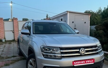 Volkswagen Teramont I, 2018 год, 2 900 000 рублей, 4 фотография