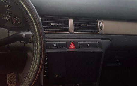 Audi A6, 1998 год, 600 000 рублей, 3 фотография