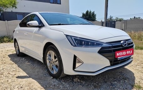 Hyundai Elantra VI рестайлинг, 2020 год, 1 599 000 рублей, 17 фотография