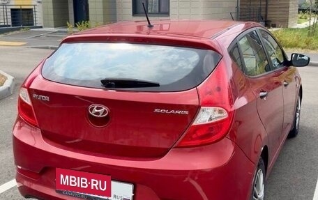 Hyundai Solaris II рестайлинг, 2015 год, 1 050 000 рублей, 13 фотография