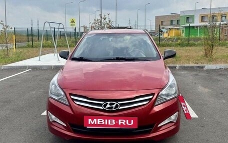 Hyundai Solaris II рестайлинг, 2015 год, 1 050 000 рублей, 2 фотография