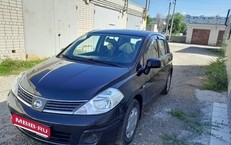 Nissan Tiida, 2010 год, 750 000 рублей, 2 фотография