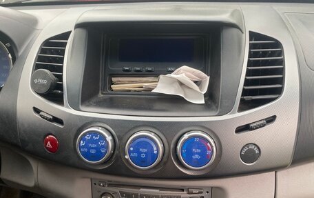 Mitsubishi L200 IV рестайлинг, 2008 год, 1 250 000 рублей, 6 фотография