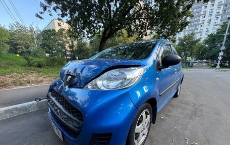 Peugeot 107 I рестайлинг, 2010 год, 340 000 рублей, 2 фотография