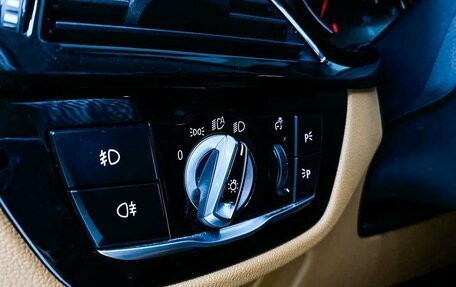 BMW 5 серия, 2018 год, 3 500 000 рублей, 24 фотография