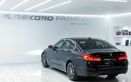BMW 5 серия, 2018 год, 3 500 000 рублей, 32 фотография