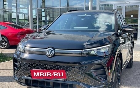 Volkswagen Tiguan, 2025 год, 4 650 000 рублей, 2 фотография
