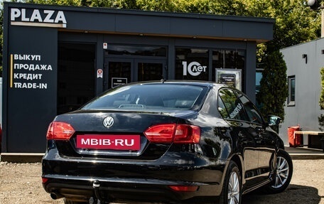 Volkswagen Jetta VI, 2013 год, 999 000 рублей, 3 фотография