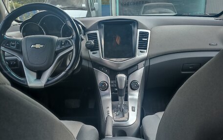 Chevrolet Cruze II, 2011 год, 670 000 рублей, 6 фотография