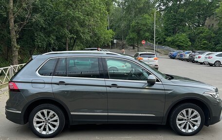 Volkswagen Tiguan II, 2020 год, 2 750 000 рублей, 4 фотография