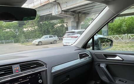 Volkswagen Tiguan II, 2020 год, 2 750 000 рублей, 21 фотография