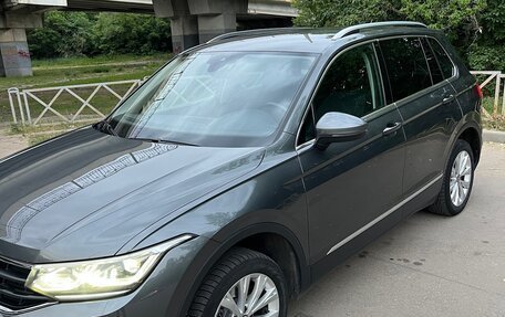 Volkswagen Tiguan II, 2020 год, 2 750 000 рублей, 25 фотография
