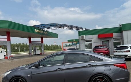 Hyundai Sonata VI, 2011 год, 1 200 000 рублей, 5 фотография