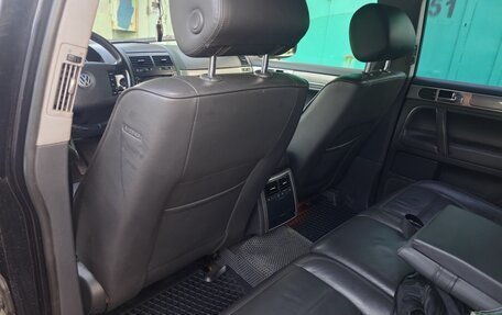 Volkswagen Touareg III, 2005 год, 780 000 рублей, 5 фотография
