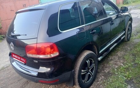 Volkswagen Touareg III, 2005 год, 780 000 рублей, 2 фотография