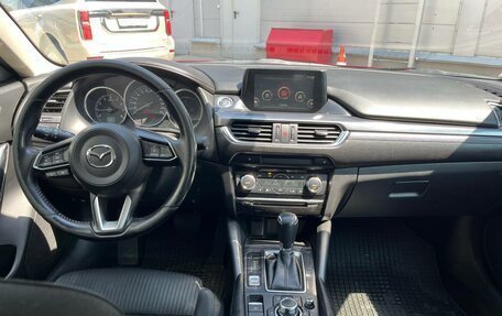 Mazda 6, 2018 год, 1 750 000 рублей, 13 фотография