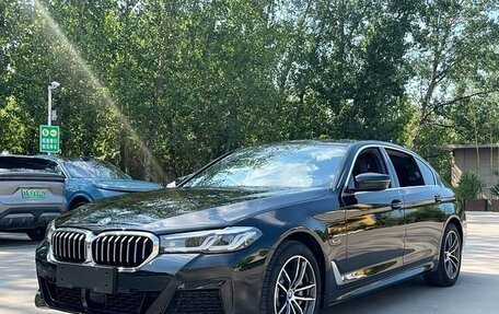 BMW 5 серия, 2022 год, 4 200 000 рублей, 2 фотография
