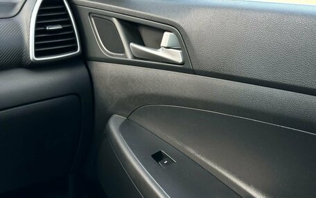 Hyundai Tucson III, 2019 год, 2 329 000 рублей, 18 фотография