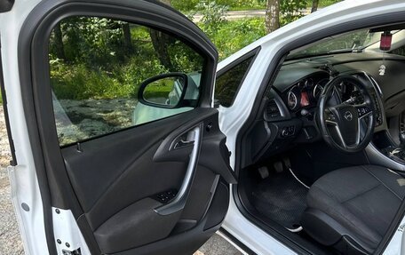 Opel Astra J, 2012 год, 600 000 рублей, 9 фотография