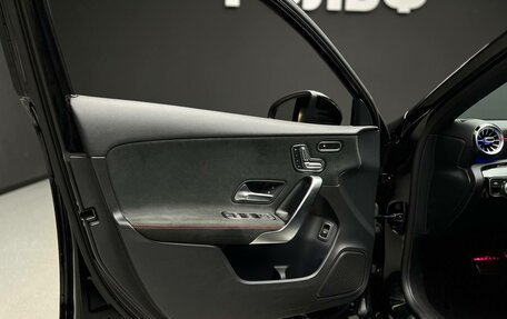 Mercedes-Benz A-Класс AMG, 2020 год, 4 400 000 рублей, 18 фотография