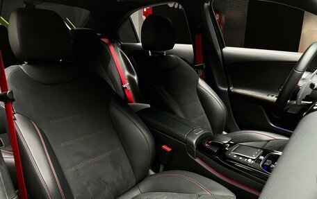 Mercedes-Benz A-Класс AMG, 2020 год, 4 400 000 рублей, 27 фотография