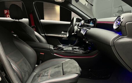 Mercedes-Benz A-Класс AMG, 2020 год, 4 400 000 рублей, 26 фотография