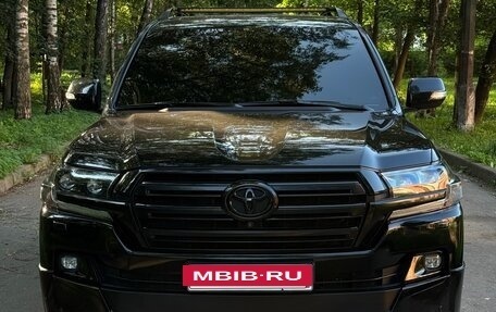 Toyota Land Cruiser 200, 2015 год, 6 450 000 рублей, 3 фотография