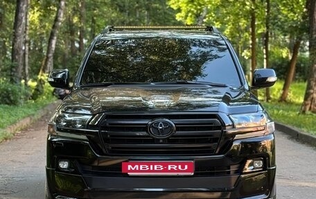 Toyota Land Cruiser 200, 2015 год, 6 450 000 рублей, 7 фотография