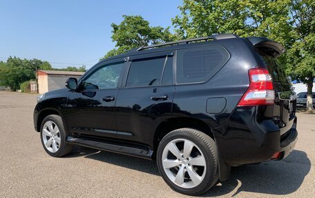 Toyota Land Cruiser Prado 150 рестайлинг 2, 2014 год, 2 990 000 рублей, 8 фотография
