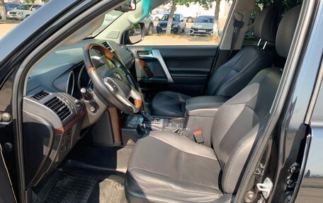 Toyota Land Cruiser Prado 150 рестайлинг 2, 2014 год, 2 990 000 рублей, 29 фотография