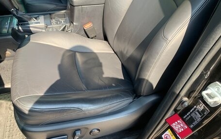 Toyota Land Cruiser Prado 150 рестайлинг 2, 2014 год, 2 990 000 рублей, 28 фотография