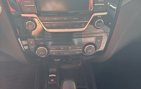 Nissan X-Trail, 2017 год, 1 900 000 рублей, 15 фотография