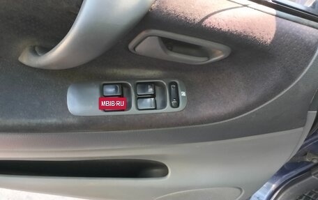 Suzuki Aerio, 2002 год, 300 000 рублей, 8 фотография
