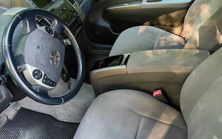 Toyota Prius, 2008 год, 790 000 рублей, 12 фотография