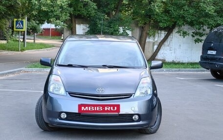 Toyota Prius, 2008 год, 790 000 рублей, 2 фотография