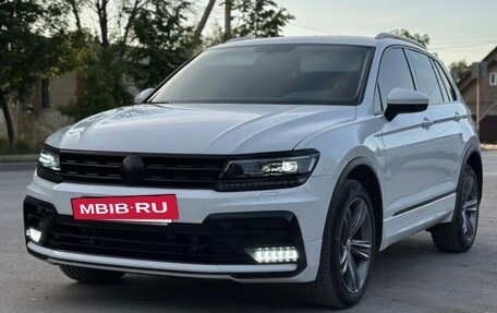 Volkswagen Tiguan II, 2018 год, 2 400 000 рублей, 7 фотография