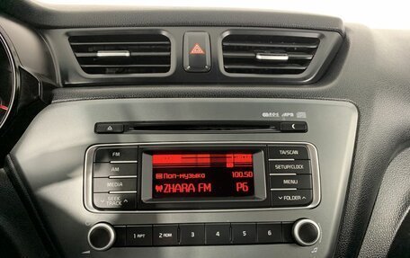 KIA Rio III рестайлинг, 2015 год, 949 000 рублей, 10 фотография