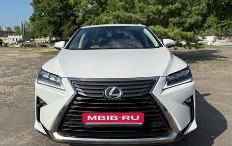 Lexus RX IV рестайлинг, 2017 год, 4 400 000 рублей, 7 фотография