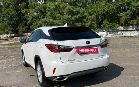 Lexus RX IV рестайлинг, 2017 год, 4 400 000 рублей, 9 фотография