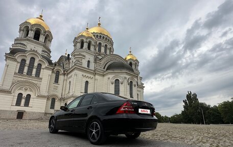 Mercedes-Benz C-Класс, 2005 год, 400 000 рублей, 3 фотография