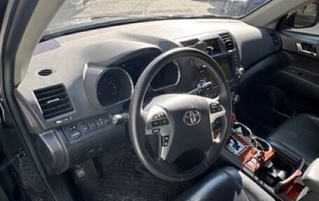Toyota Highlander III, 2012 год, 1 800 000 рублей, 9 фотография
