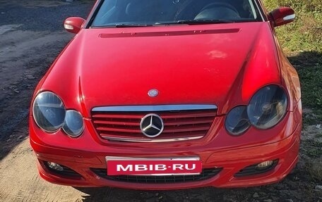 Mercedes-Benz C-Класс, 2005 год, 700 000 рублей, 5 фотография