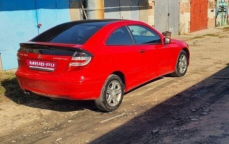 Mercedes-Benz C-Класс, 2005 год, 700 000 рублей, 9 фотография