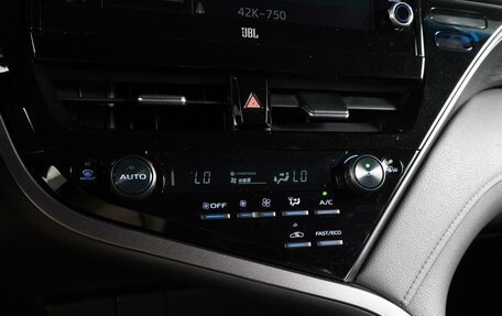 Toyota Camry, 2021 год, 2 899 000 рублей, 12 фотография