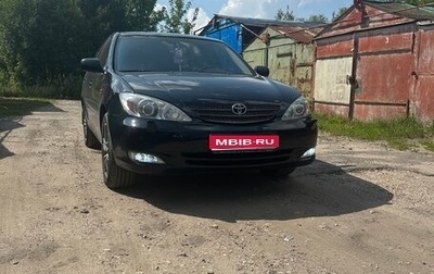 Toyota Camry V40, 2004 год, 650 000 рублей, 1 фотография