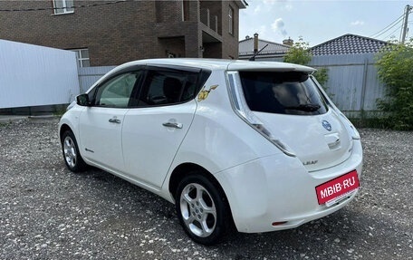 Nissan Leaf I, 2017 год, 990 000 рублей, 7 фотография