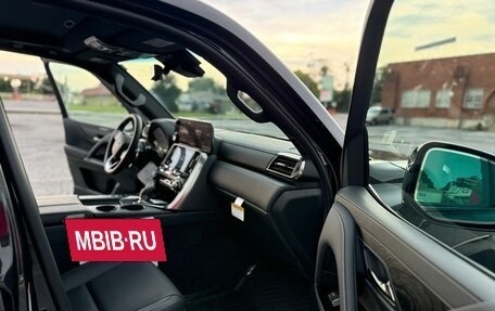 Lexus LX, 2025 год, 17 490 000 рублей, 14 фотография