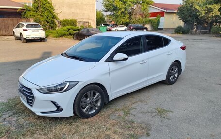 Hyundai Elantra VI рестайлинг, 2018 год, 1 800 000 рублей, 1 фотография