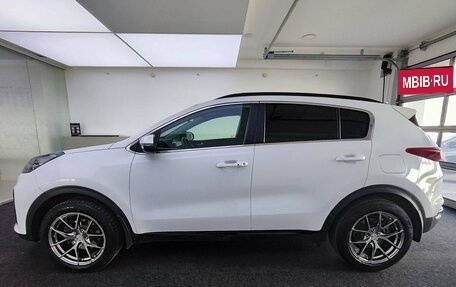 KIA Sportage IV рестайлинг, 2021 год, 2 499 000 рублей, 10 фотография